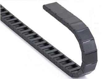 18半封閉塑料拖鏈